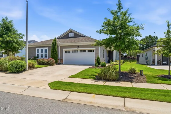 Property Slideshow image 3 of 41 | 125 cashmere ct, Raleigh, NC, 27610