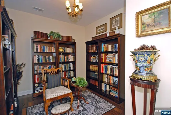 Property Slideshow image 3 of 39 | 5 granite rd unit d2, Woodland Park, NJ, 07424