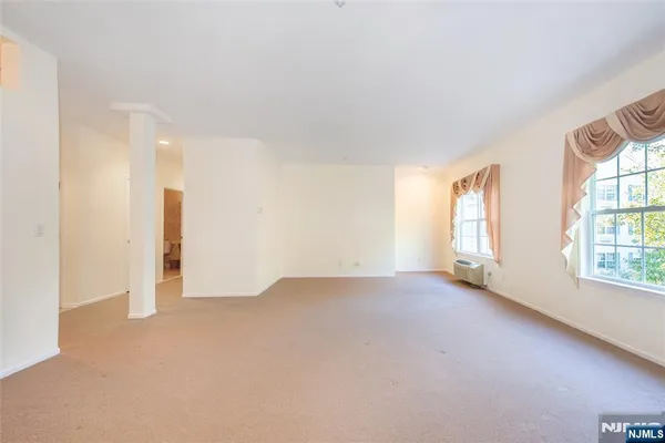 Property Slideshow image 3 of 29 | 7311 richmond rd # 311, West Milford, NJ, 07480