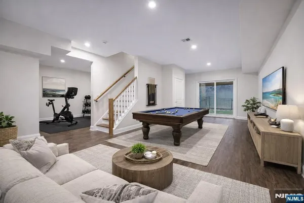 Property Slideshow image 3 of 44 | 18 birdie ln, Boonton Twp, NJ, 07005