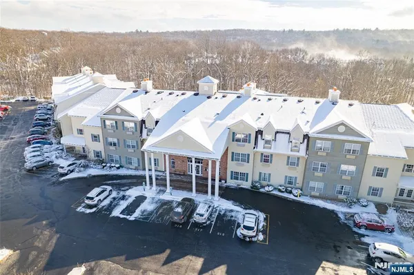 Property Slideshow image 3 of 40 | 6411 richmond rd 411, West Milford, NJ, 07480