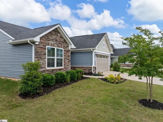 Property Slideshow image 3 of 30 | 514 olivia springs dr, Spartanburg, SC, 29302