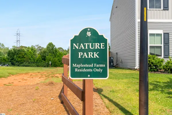 Property Slideshow image 3 of 28 | 307 maplestead farms ct, Greenville, SC, 29617