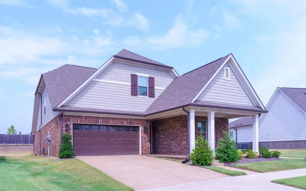 Property Slideshow image 2 of 40 | 5755 hollow oak dr, Arlington, TN, 38002
