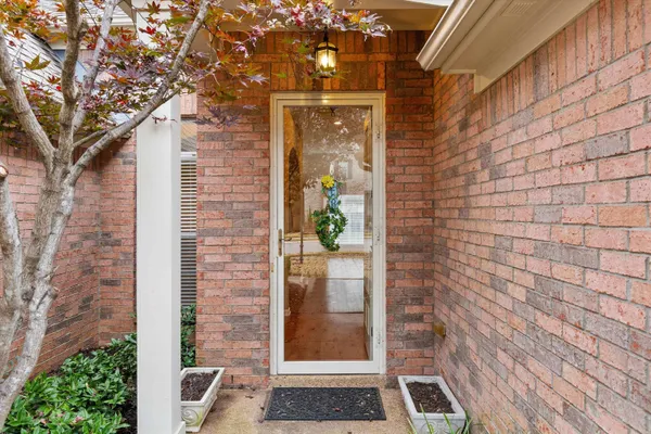 Property Slideshow image 3 of 28 | 3214 sea ray ln, Lakeland, TN, 38002