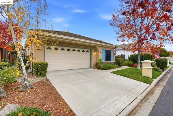 Property Slideshow image 2 of 37 | 385 ruby ter, Brentwood, CA, 94513