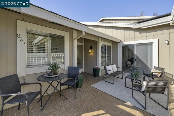 Property Slideshow image 3 of 58 | 975 terra california dr 1, Walnut Creek, CA, 94595