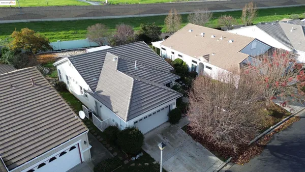 Property Slideshow image 3 of 20 | 337 upton pyne dr, Brentwood, CA, 94513