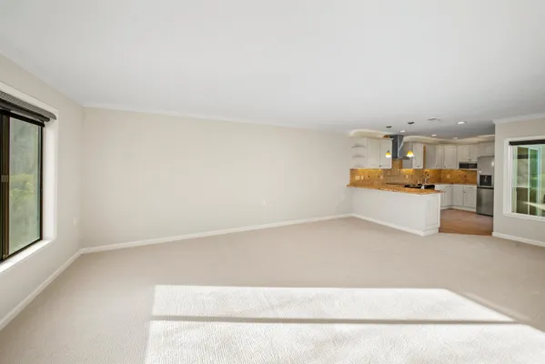 Property Slideshow image 3 of 23 | 2017 pine knoll dr 7, Walnut Creek, CA, 94595