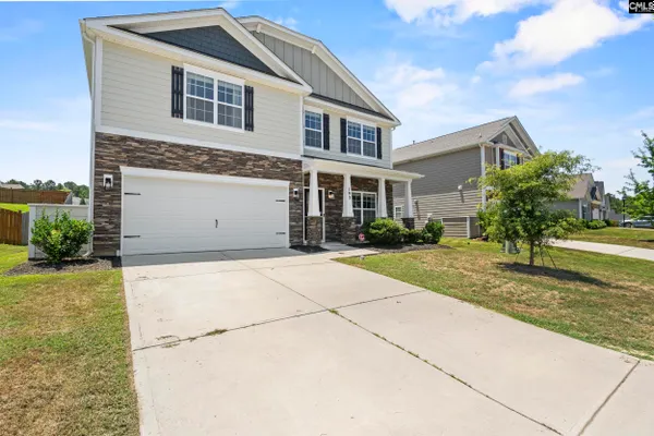 Property Slideshow image 2 of 38 | 193 crimson queen dr, Blythewood, SC, 29016