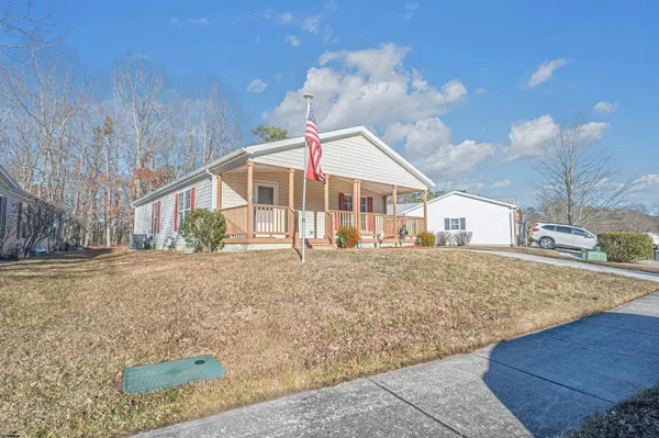 Property Slideshow image 2 of 25 | 74 knollwood dr, Mays Landing, NJ, 08330