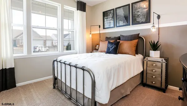 Property Slideshow image 3 of 18 | 254 huntington dr, Egg Harbor Township, NJ, 08234