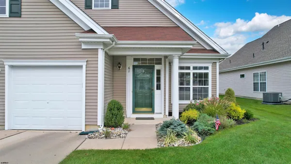 Property Slideshow image 3 of 47 | 61 burnside dr, Egg Harbor Township, NJ, 08234