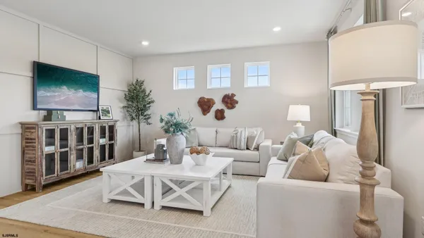 Property Slideshow image 2 of 32 | 253 huntington dr, Egg Harbor Township, NJ, 08234