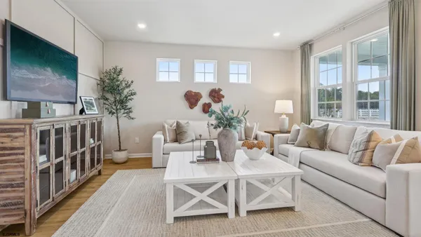 Property Slideshow image 3 of 32 | 253 huntington dr, Egg Harbor Township, NJ, 08234