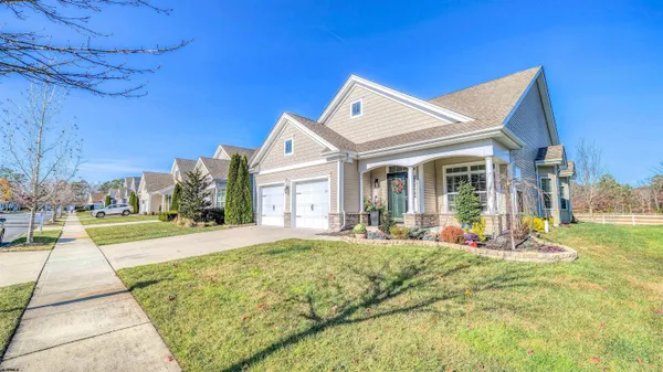 Property Slideshow image 3 of 31 | 213 ivy rd, Egg Harbor Township, NJ, 08234