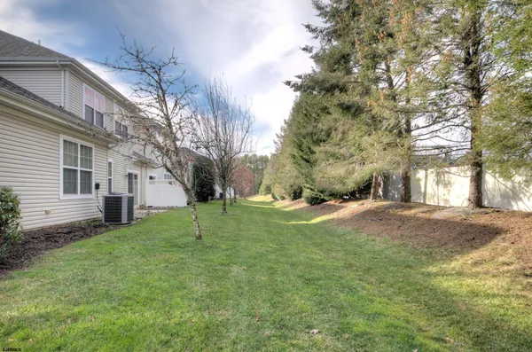 Property Slideshow image 3 of 18 | 56 delray ln, Absecon, NJ, 08201