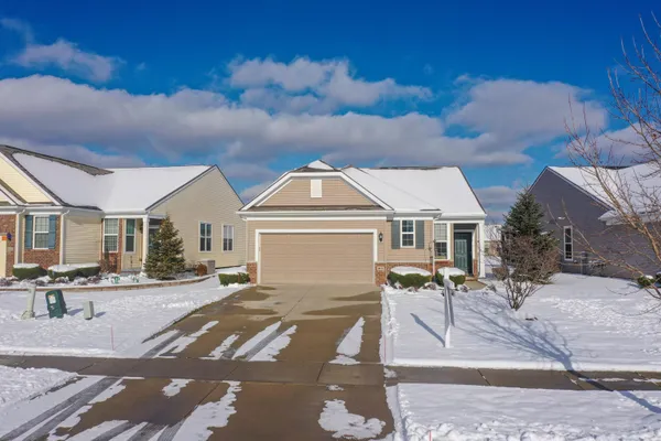 Property Slideshow image 2 of 69 | 9411 saint andrews dr, Grand Blanc, MI, 48439