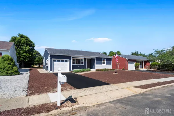 Property Slideshow image 2 of 27 | 95 carlisle rd, Toms River, NJ, 08757