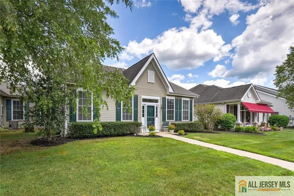 Property Slideshow image 2 of 63 | 5 trowbridge ln, Cranbury, NJ, 08512