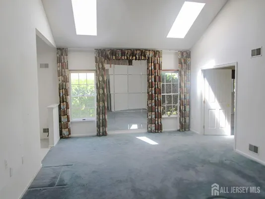 Property Slideshow image 3 of 13 | 44 dawson ln, Monroe, NJ, 08831