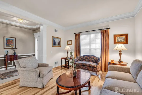 Property Slideshow image 3 of 36 | 448 crossfields ln, Somerset, NJ, 08873