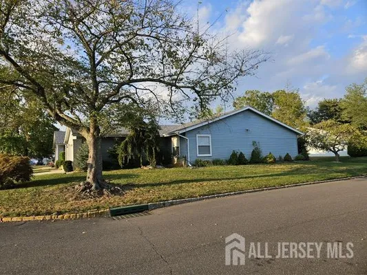 Property Slideshow image 2 of 28 | 340 quinton dr b, Monroe, NJ, 08831