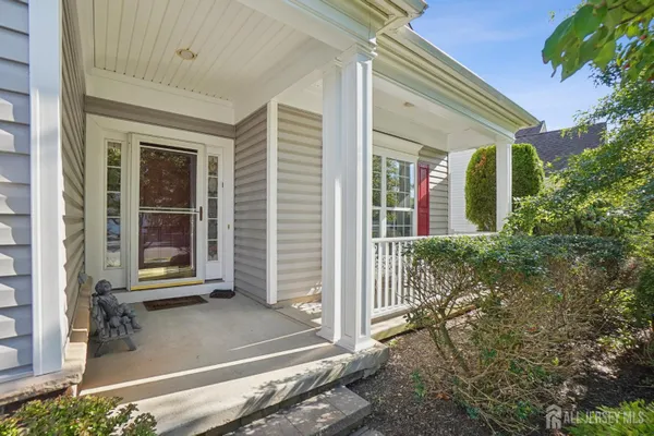 Property Slideshow image 3 of 48 | 318 biltmore ln, Somerset, NJ, 08873