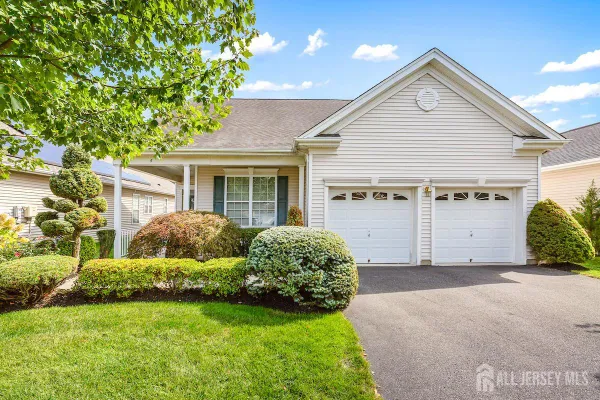 Property Slideshow image 2 of 29 | 4 prusakowski blvd, Parlin, NJ, 08859