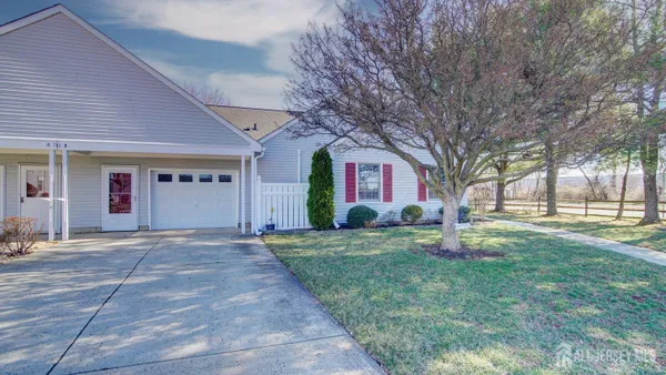 Property Slideshow image 3 of 45 | 741b nautilus ct b, Monroe, NJ, 08831