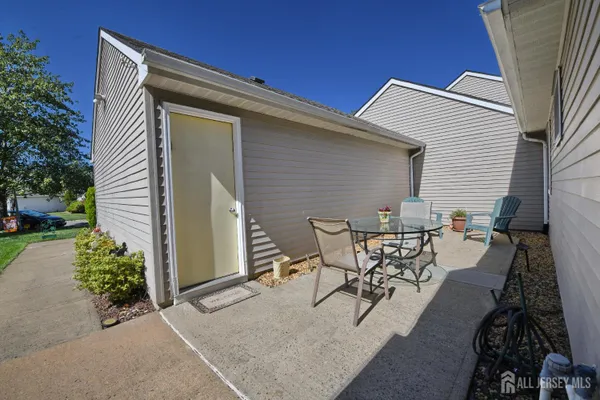 Property Slideshow image 3 of 25 | 661 azalea plz c, Monroe, NJ, 08831