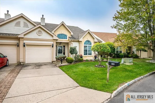 Property Slideshow image 2 of 49 | 136 birmingham ln, Monroe, NJ, 08831