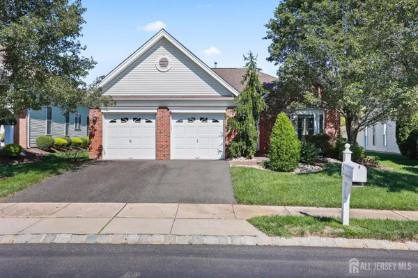 Property Slideshow image 2 of 45 | 6 glen eagles way, Monroe, NJ, 08831