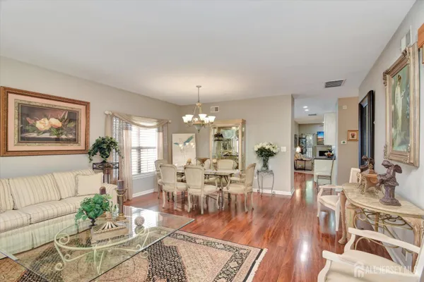 Property Slideshow image 3 of 24 | 24 holly house dr, Helmetta, NJ, 08828