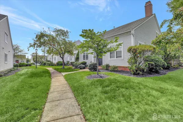 Property Slideshow image 3 of 56 | 75 winthrop rd d, Monroe, NJ, 08831