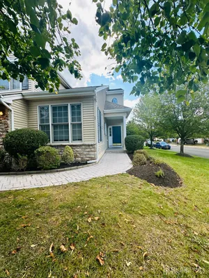 Property Slideshow image 3 of 20 | 1 silcox pl, Franklin, NJ, 08873