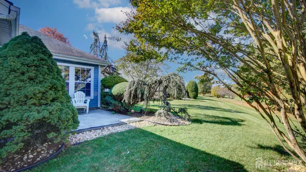 Property Slideshow image 2 of 32 | 15b ingram dr, Monroe, NJ, 08831