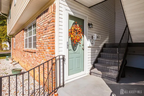 Property Slideshow image 3 of 21 | 56 galewood dr a, Matawan, NJ, 07747