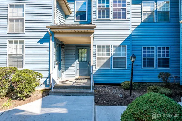 Property Slideshow image 2 of 22 | 15 james buchanan dr b, Monroe, NJ, 08831