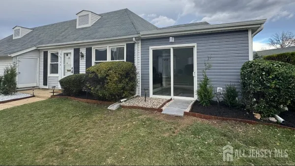 Property Slideshow image 2 of 46 | 146b old nassau rd, Monroe Township, NJ, 08831