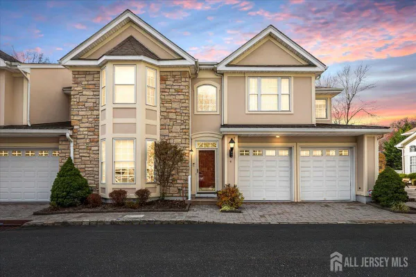 Property Slideshow image 2 of 51 | 4 ayers ct, Metuchen, NJ, 08840