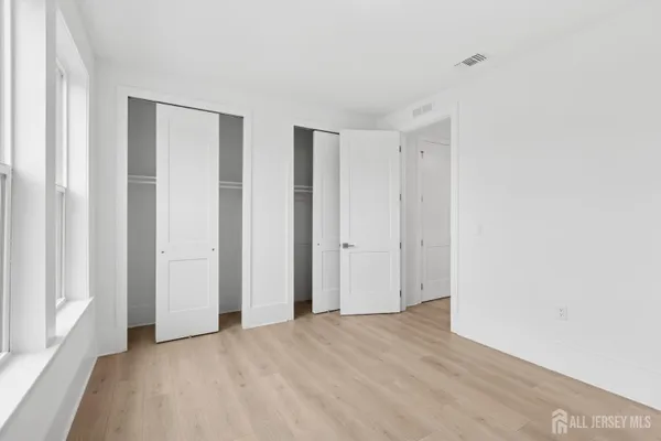 Property Slideshow image 3 of 32 | 41 brewer way, Plainsboro, NJ, 08536