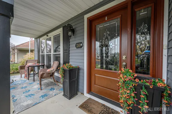 Property Slideshow image 2 of 41 | 20 buxton ct, Southampton, NJ, 08088