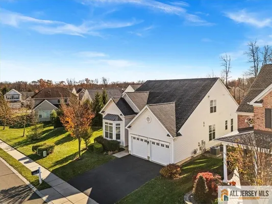 Property Slideshow image 2 of 65 | 9 bellingham dr, Kendall Park, NJ, 08824