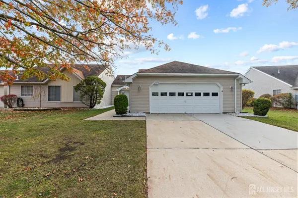 Property Slideshow image 2 of 33 | 835b vail rd, Monroe, NJ, 08831