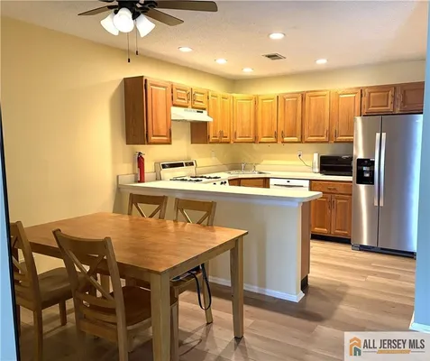 Property Slideshow image 2 of 9 | 3 wycoff way e # 3, East Brunswick, NJ, 08816