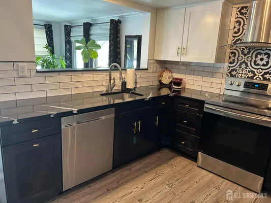 Property Slideshow image 2 of 6 | 275 convent rd 275a, Monroe, NJ, 08831