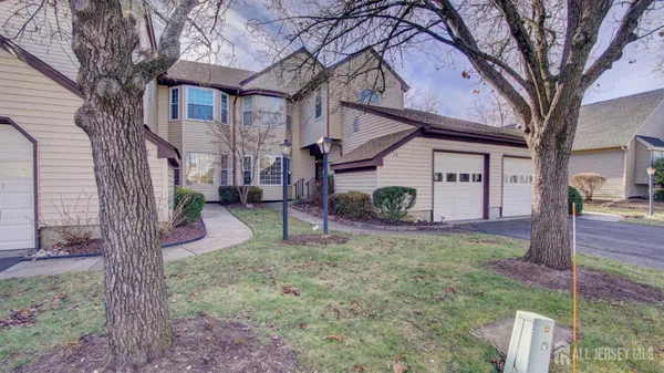 Property Slideshow image 3 of 27 | 5a hillsborough dr, Monroe, NJ, 08831