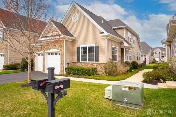 Property Slideshow image 2 of 39 | 10 traditions pl, Monroe, NJ, 08331