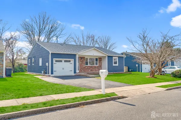 Property Slideshow image 3 of 33 | 3 pembroke ln, Toms River, NJ, 08757